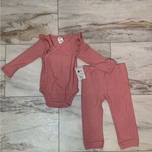 Okie Dokie 2-Piece Baby Girl Outfit – Ruffle Bodysuit & Pants Set, Size 18M